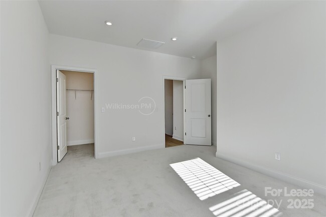 Building Photo - 12032 Storm Ln