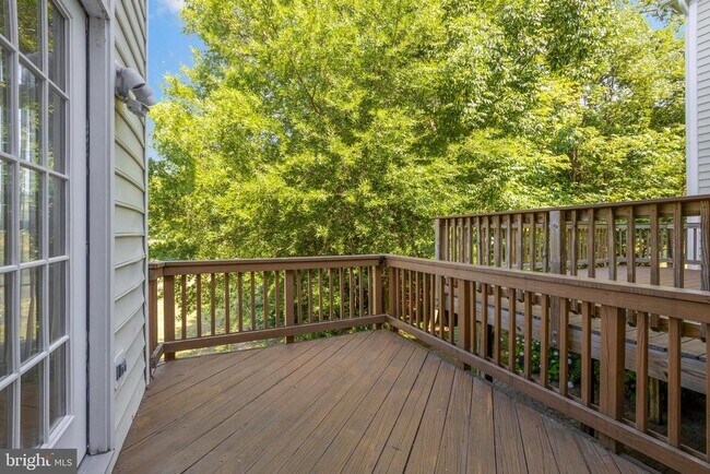 Building Photo - 5587 Governors Pond Cir