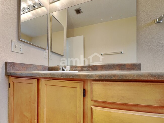 Building Photo - 3314 W Placita De La Bajada