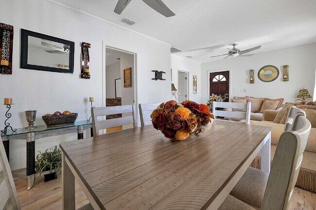 Building Photo - Prime Haines City Location | Move-In Ready 2BD/1BA Minutes from Hwy 27 | Section 8 Welcome