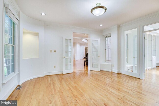 Building Photo - 1719 Strine Dr