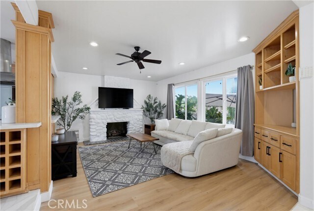 Building Photo - 9471 Mokihana Dr