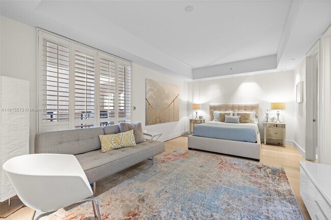 Building Photo - 4924 Fisher Island Dr