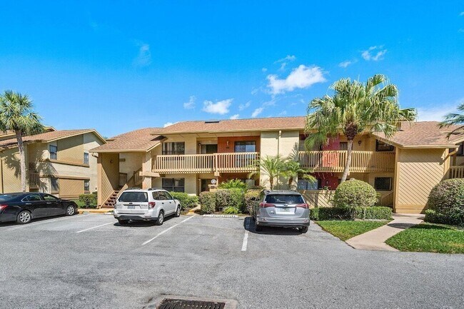 Building Photo - 13135 Chadwick Ct