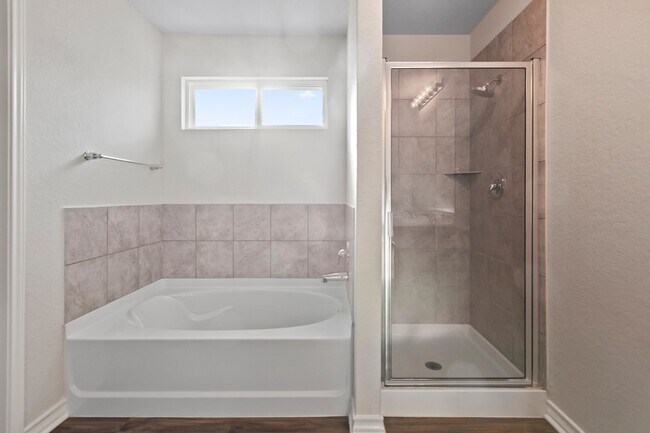 Building Photo - 13349 Bearded Flt