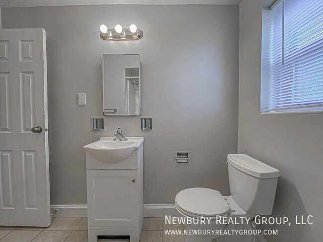 Building Photo - 313 San Juan Dr