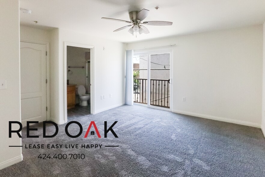 Building Photo - 319 S Westlake Ave