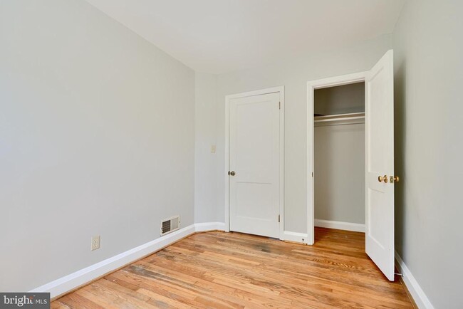Building Photo - 938 Fairmount Ave