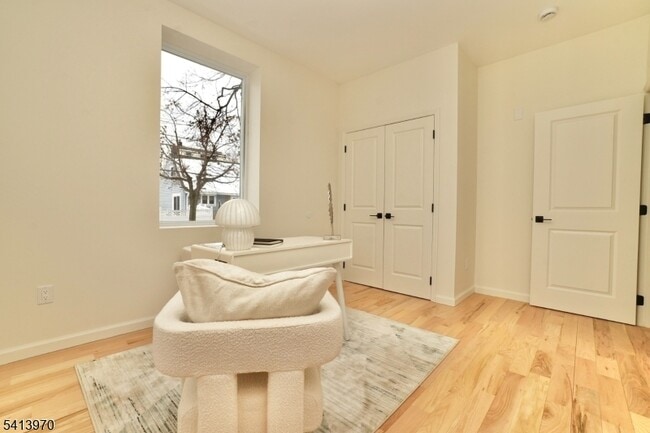 Building Photo - 15 Palisade Ave