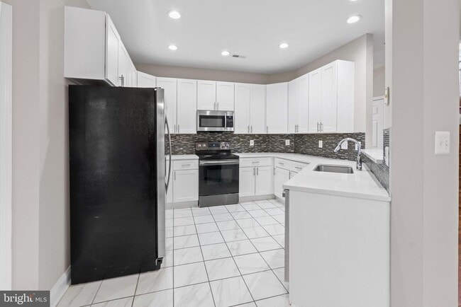 Building Photo - 2634 Antler Ct