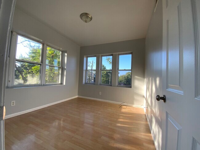 Building Photo - 6508 S Morgan St