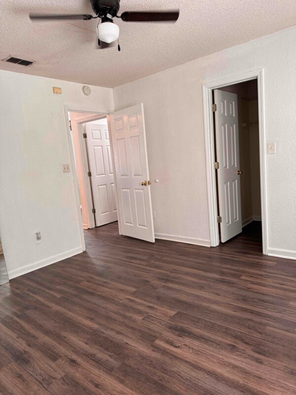 Building Photo - 2498 Nugget Ln