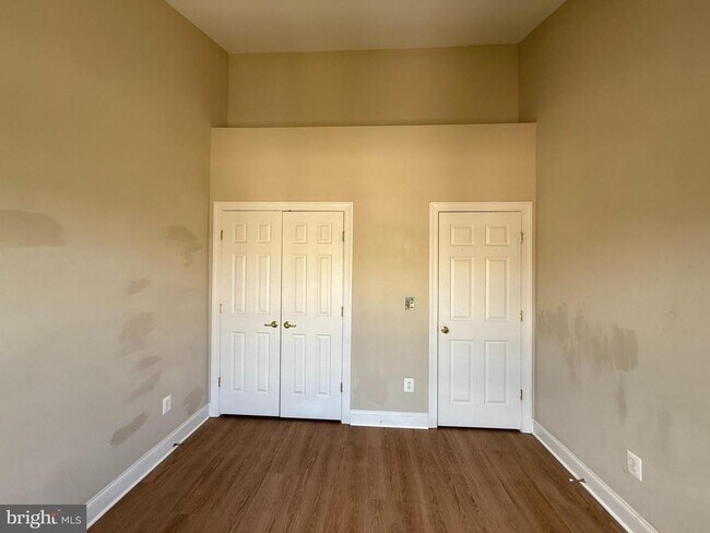 Building Photo - 6866 Witton Cir