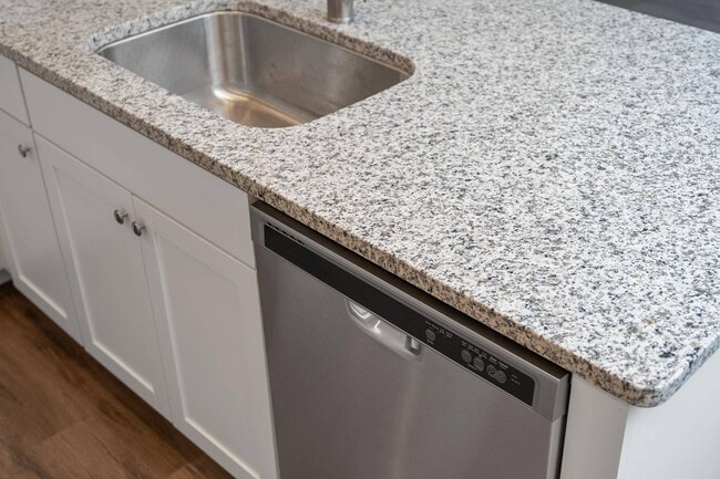 Building Photo - 2740 Village Dr