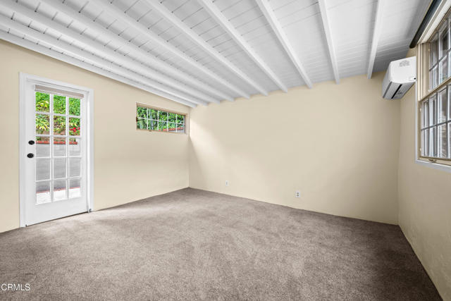 Building Photo - 2068 Stanley Hills Dr