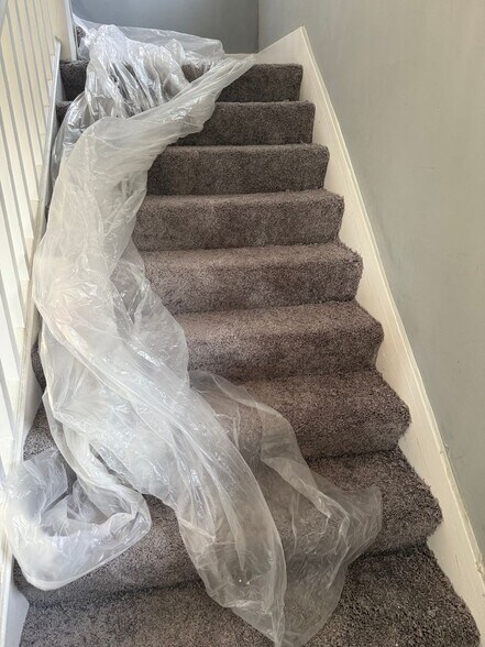 Building Photo - 12722 Birwood St