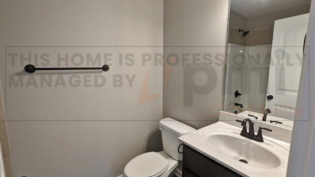 Building Photo - 107 Smithson Ln