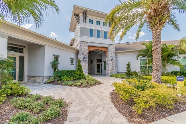 Building Photo - Resort Style Living! Stunning 3/2.5 Townhome in Waterleigh! Available April!