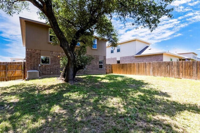Building Photo - 1710 Atlantica St