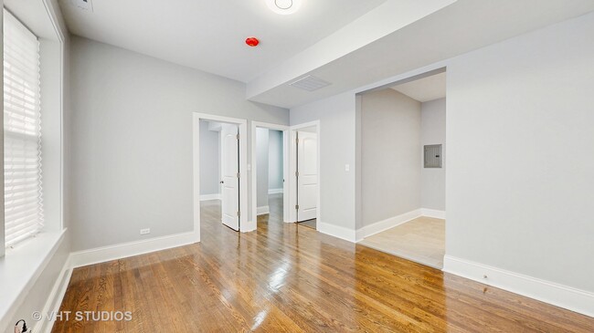 Building Photo - 2626 E 78th St