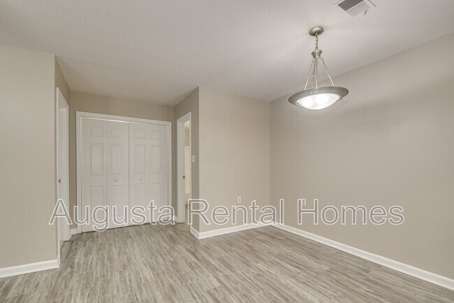 Building Photo - 332B Old Plantation Road