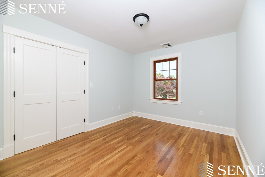 Building Photo - 159 Corey St