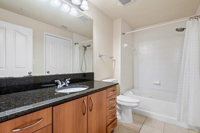 Building Photo - 250 NE 3rd Ave