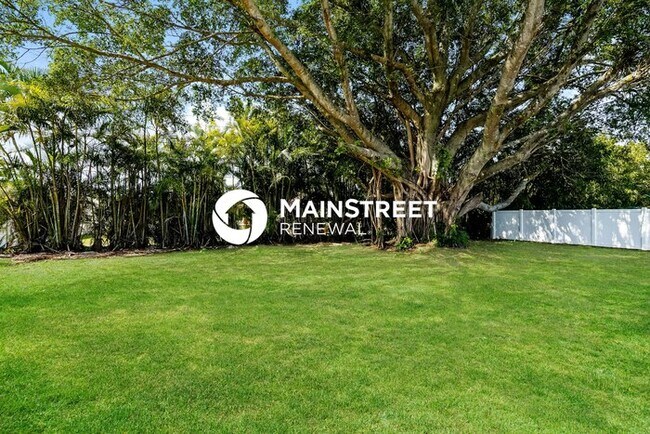 Building Photo - 3 Bedroom Pet-Friendly Home in Cape Coral,...