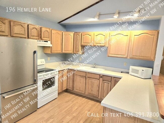 Building Photo - 196 Hemler Ln