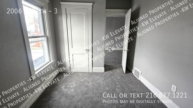 Building Photo - 2006 w 89th-3