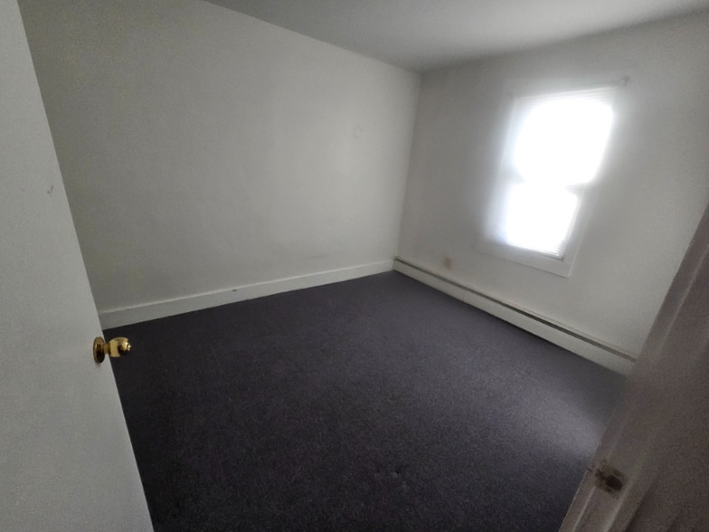 Building Photo - 79 Herbert St