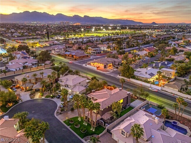 Building Photo - 7520 Captains Harbor Dr