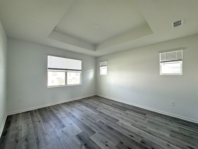Building Photo - 336 Nine Iron Dr