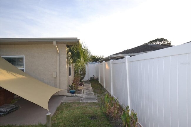 Building Photo - 3276 Buckhorn Dr