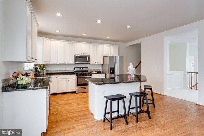 Building Photo - 5136 Ballycastle Cir
