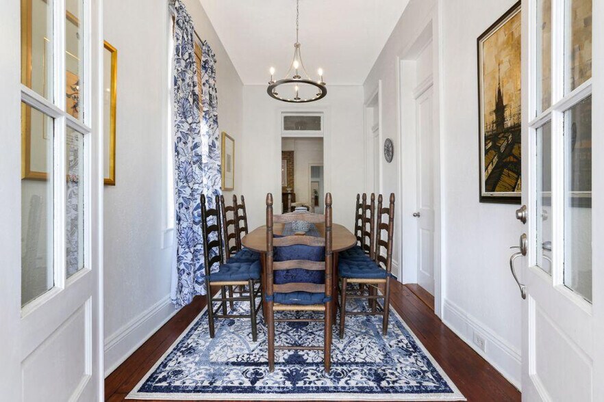 Building Photo - 5128 Freret St