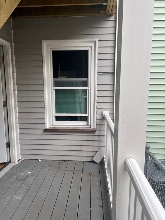 Building Photo - 26 Eden St