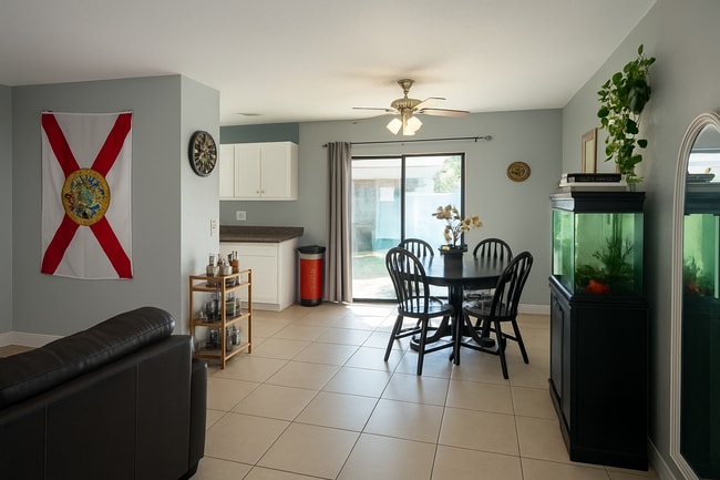 Building Photo - 6356 5th St Cir E