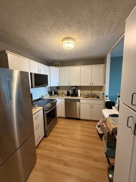 Building Photo - 5415 N Sheridan Rd