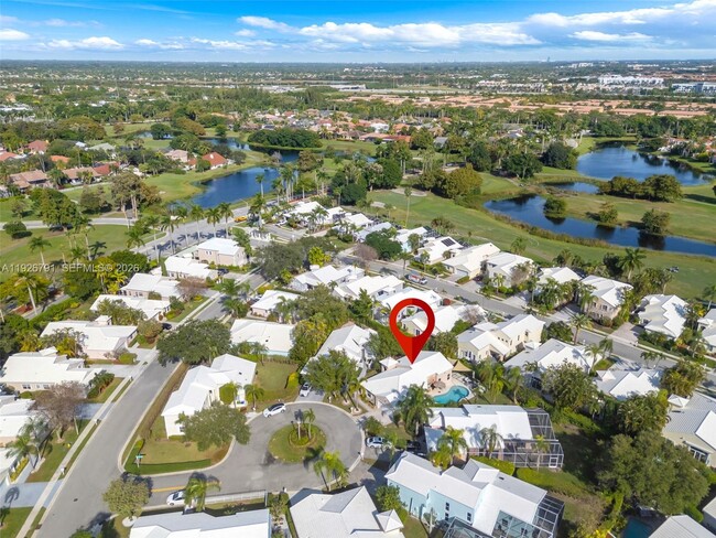 Building Photo - 15241 Wilshire Ct