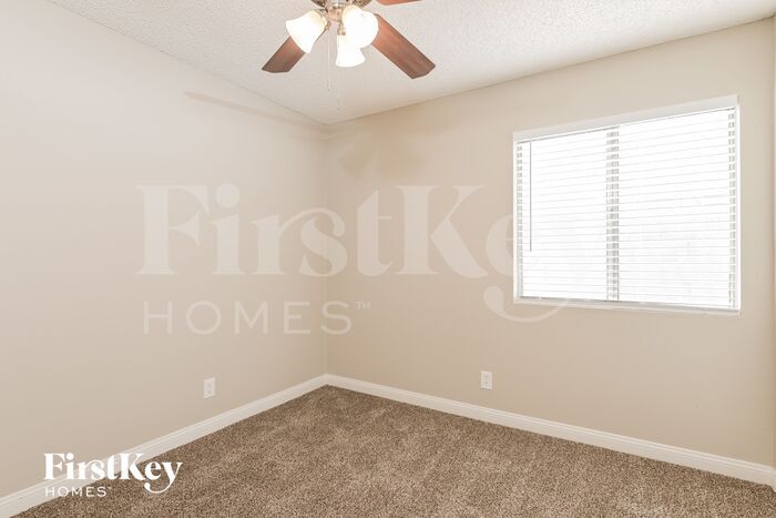 Building Photo - 5700 Odessa Dr