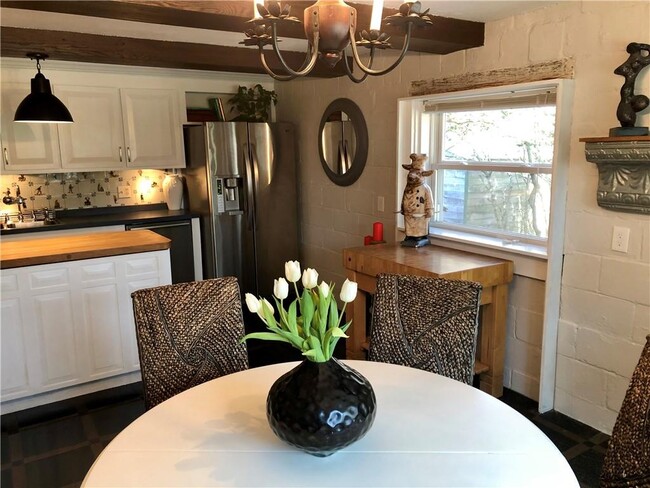 Building Photo - 9 Red Cross Terrace