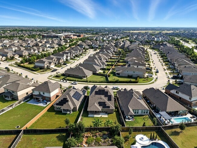 Building Photo - 15011 Old Horseshoe Lake Dr
