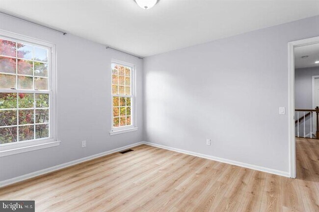 Building Photo - 2807 Falling Brook Terrace