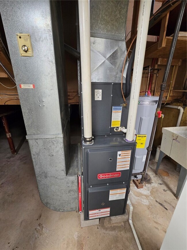 Building Photo - 103 Virginia Manor Rd