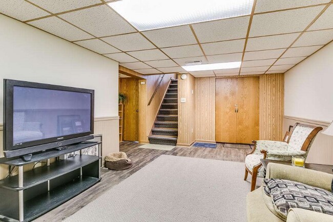 Building Photo - 7021 35th Ave