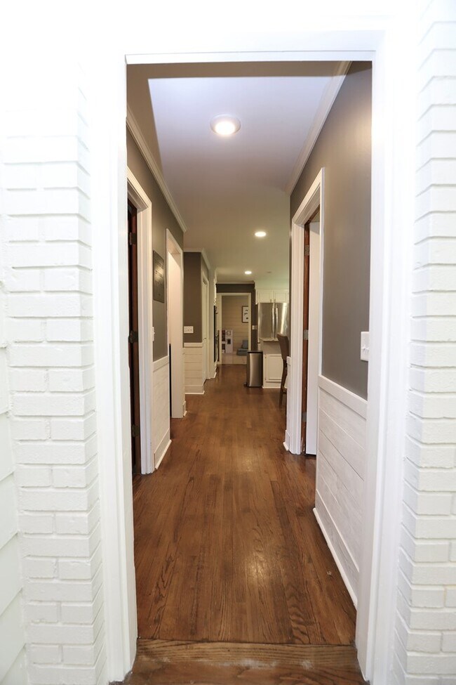 Building Photo - 2459 Clematis Trail