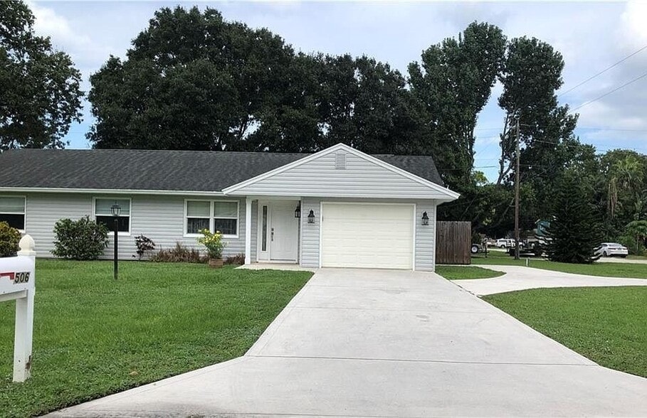 Primary Photo - 506 38th Ave