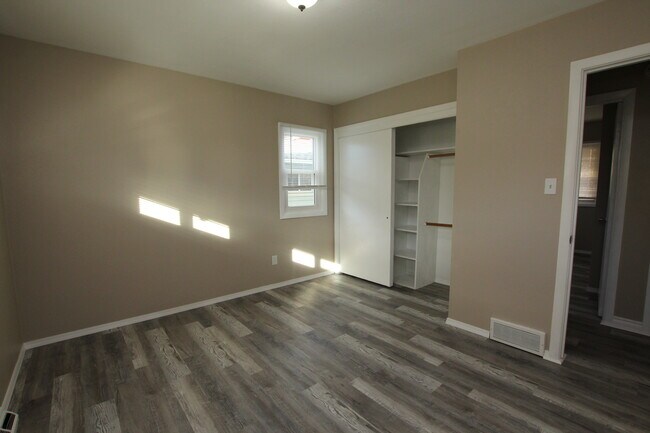 Bedrooom 1 - 4112 4th Ave S