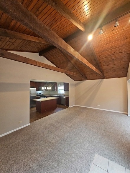 Building Photo - 600 Hawthorne Ln